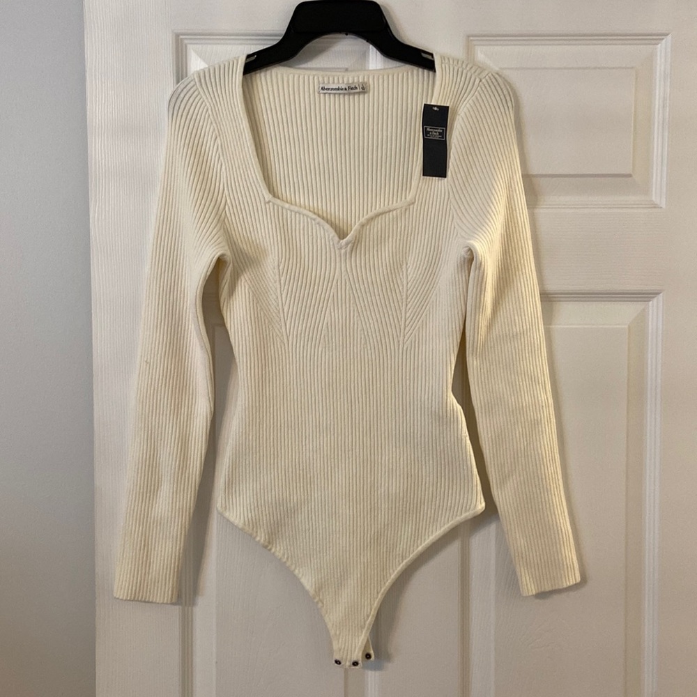 Abercrombie & Fitch Body Suit size L brand new with tag long sleeve & beautiful - Picture 1 of 12